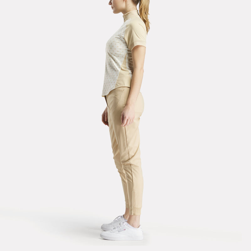 Women's Short Sleeve 1/4 Zip Mini Argyle Print Top - Image 2