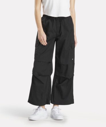 Women's Studio Style Cargo Pants
