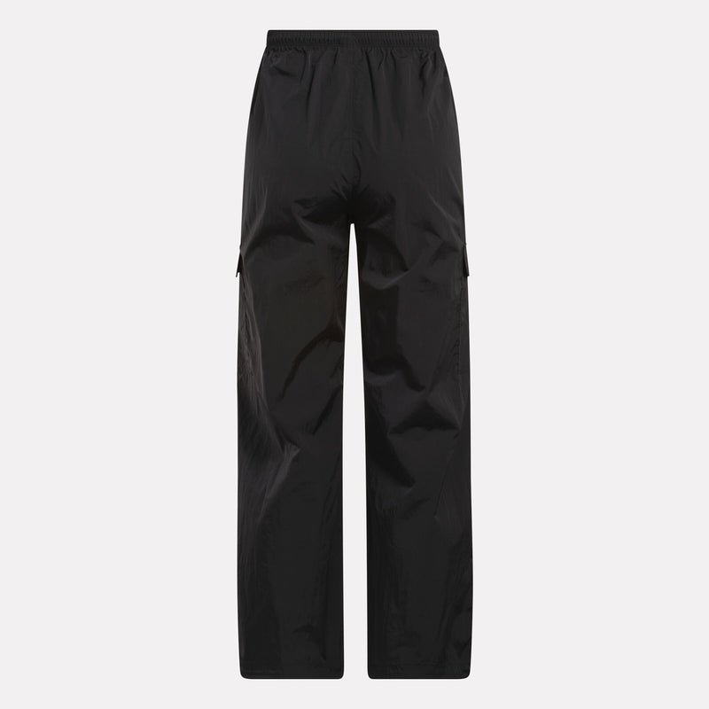 Women's Studio Style Cargo Pants - Image 4