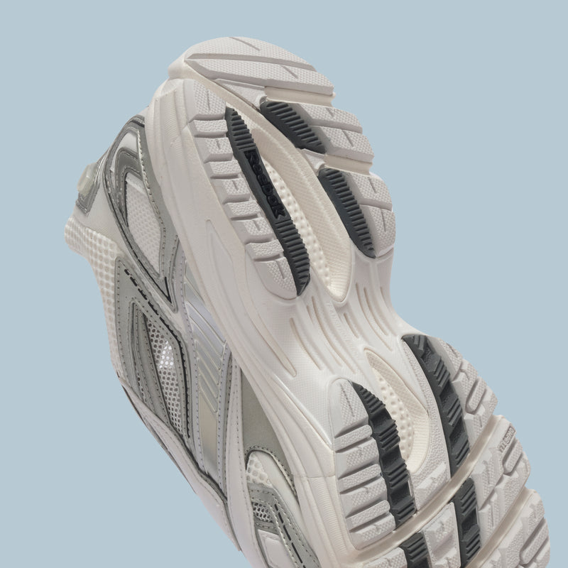 Premier Road Ultra Sneakers - Image 5