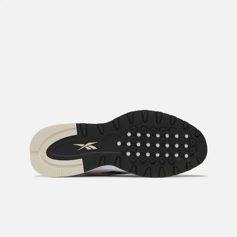 Classic Leather 2400 Running Shoes - Image 5